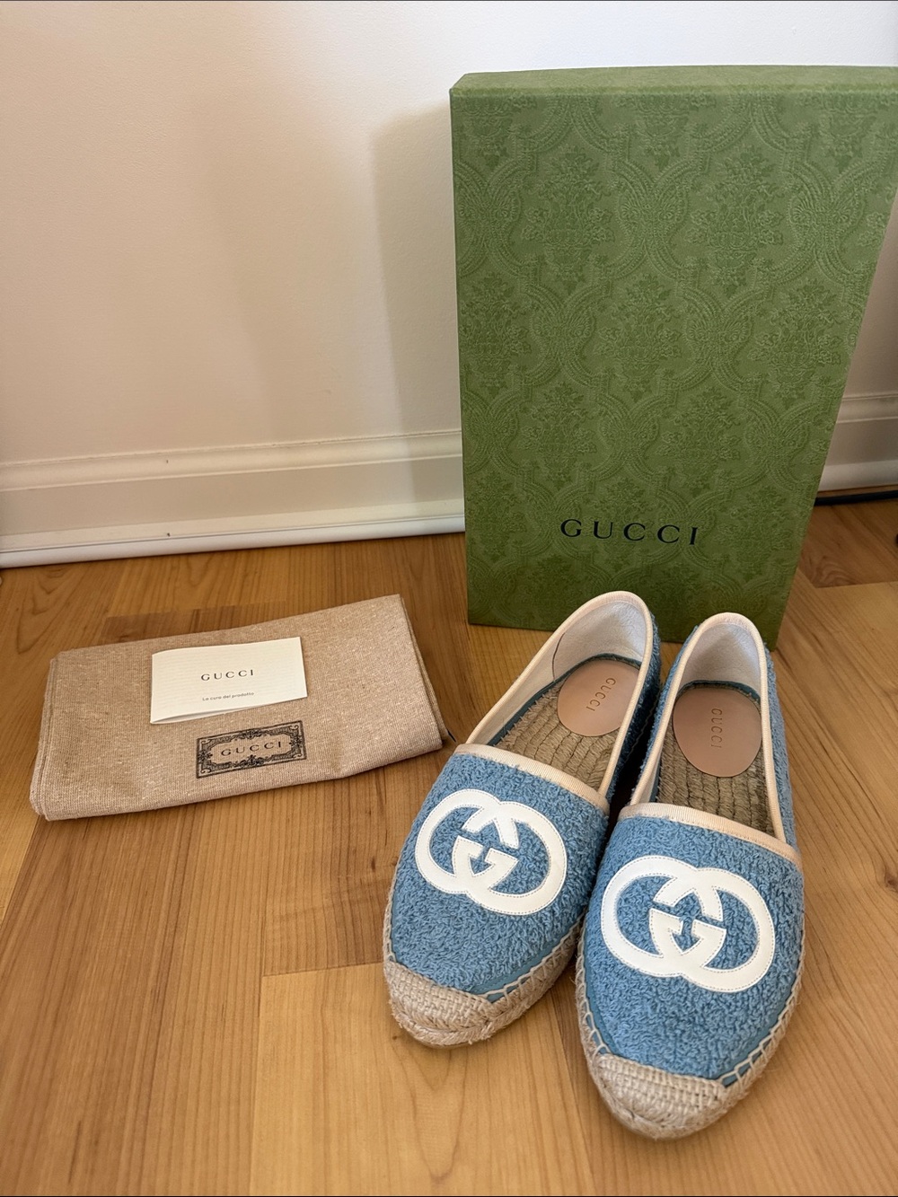 Gucci Light Blue & White GG Espadrille Flats. Size 36.5 New!